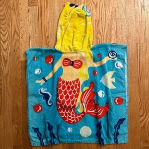 Mermaid beach towel with hood